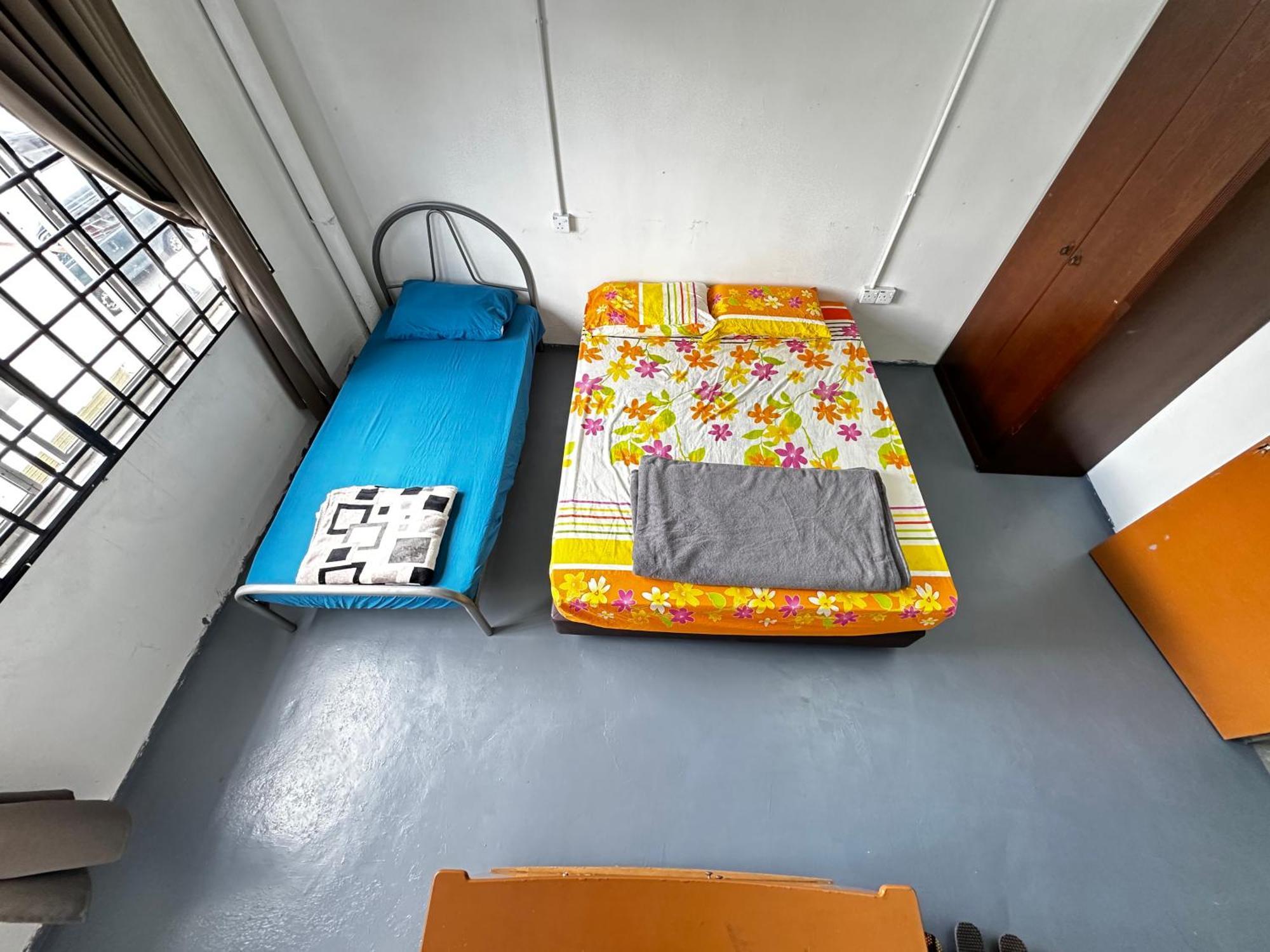 Jiaxin Dormitory - Puteri Wangsa 家馨旅舍 Ulu Tiram Exterior photo